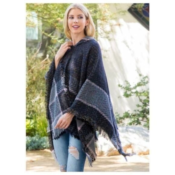 ❌SOLD✨HP ✨PLAID HOODED RUANA PONCHO-ONE SIZE-NEW- - Picture 5 of 7